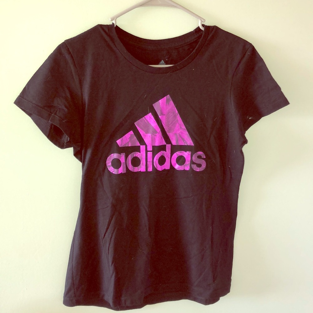 Adidas T-shirt